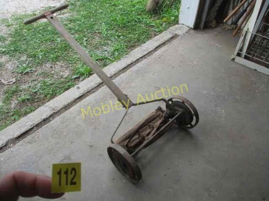 ANTIQUE LAWN MOWER-PICK UP ONLY