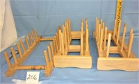 wooden plate holders