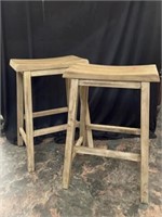 Modern saddle stools new condition stands 23 1/2