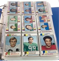 1973 Topps Nfl Trading Cards In Collector Binder