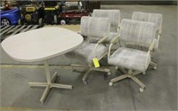 Kitchen Table, Approx 36"x36" & (4) Chairs
