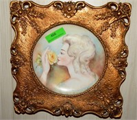 Blonde lady frame plate 14.5 x 14.5