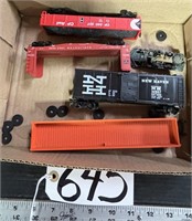 4 Model Train Car Parts