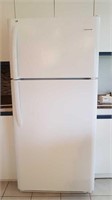 FRIGIDAIRE 2-DOOR FRIDGE