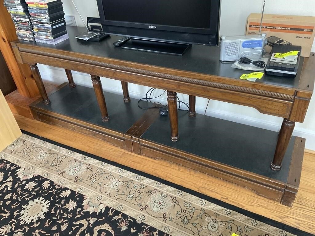 TV STAND 79INX18INX29IN