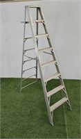 7.5 FOOT LADDER