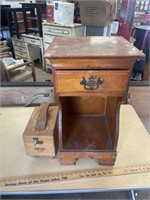 Endstand and shoe shine box