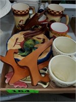 ROOSTER THEMED ITEMS- CUPS- PLATES