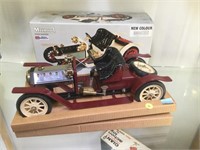 Momod. Steam Roadster ,Burgandy / gold, mint in