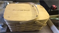 Snap-On-Tools Colonial Picnic Basket 10 in x 18