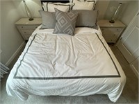 11PC QUEEN BEDDING