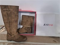 Ladies new Justfab Madelyn boots size US 9