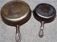 (2) Cast Iron Pans / Skillets