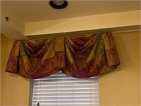 Set of 2 drapes in entry 4' and 7' lengths custom