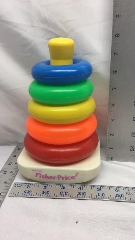 F15) FISHER PRICE PLASTIC RING TOWER GAME