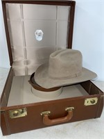 Dobb West Cowboy Hat Size 7 5/8  Leather Case