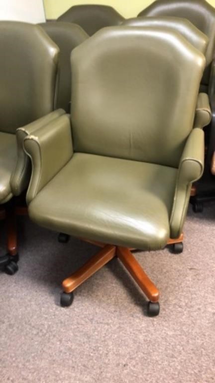 6 Rolling Office Chairs