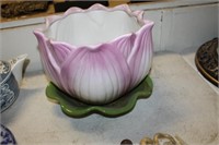 TULIP SHAPED-FLOWER POT