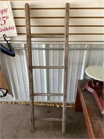 5 ft Blanket Ladder