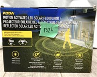 Motion Activated Solar Led Floodlight (pre Owned)