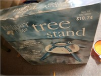 Blue & White Tree Stand