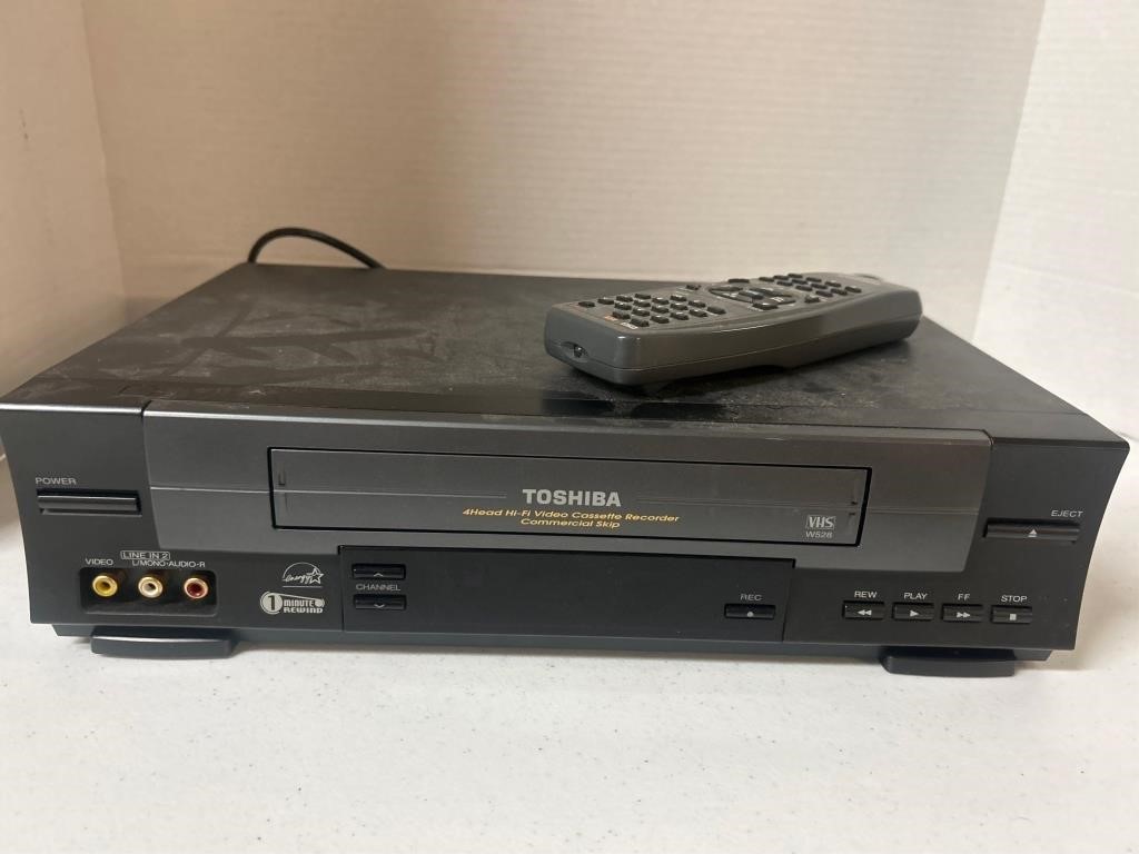 Toshiba VHS Player with Remote