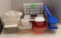 Plastic containers with lids, ice trays, juicer