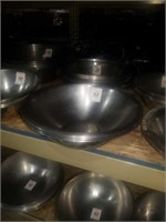 4 - 12 in stainless steel bowls