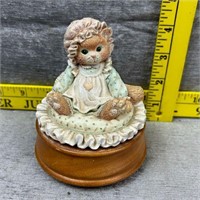 Vintage Calico Kitten Music Box