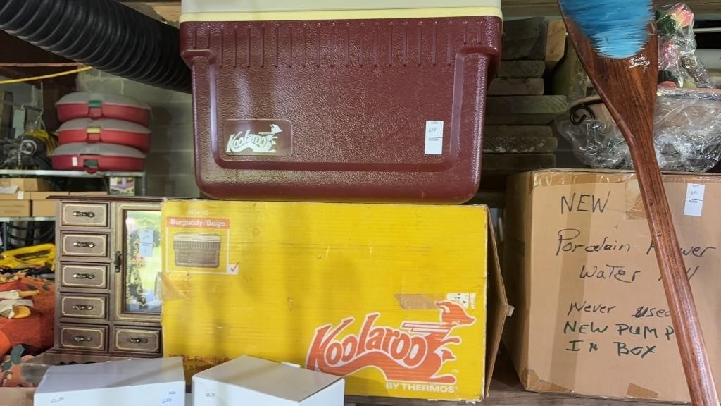 Koolaroo Cooler With Box