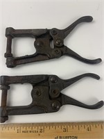 2 small Knu-vise clamps