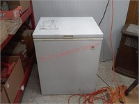 GE Deep Freeze, tested and works