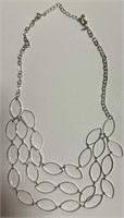 PRETTY CONTEMPORARY SILVER TONED NECKLACE