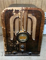 Vintage radio, as found