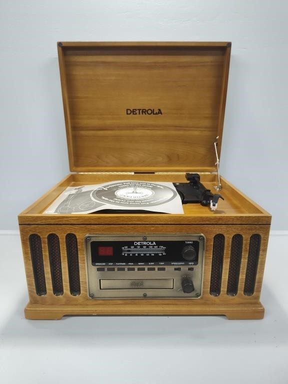 Detrola Record and Digital Audio Player