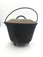 Antique Cast iron Dutch Oven Pot