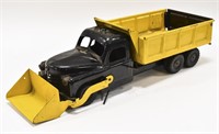 Structo Hydraulic Load and Dump Truck