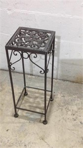 Small Metal Plant Stand.  U8B