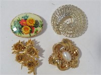 VINTAGE BROOCHES