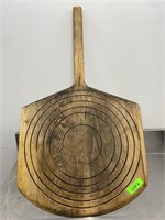 Large Wood Pizza Peel W/ Sizing Guide