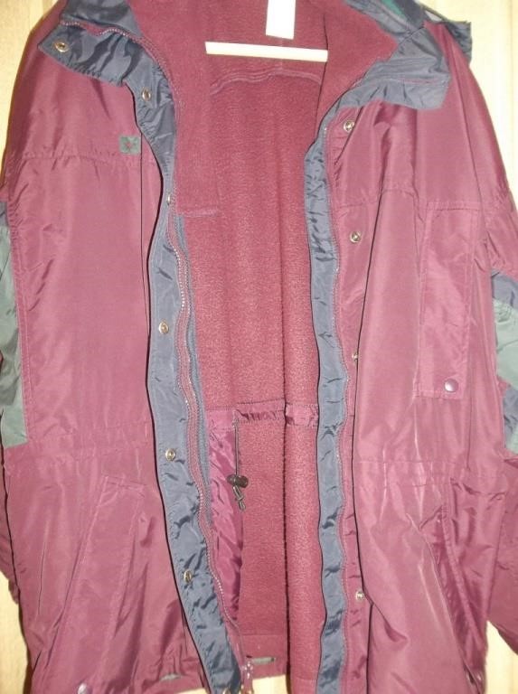 Woman's Columbia Hooded Winter Coat