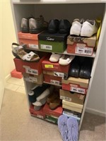 Women's Shoes 8/81/2 Bottom 3 Shelves in closet