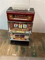 CLEOPATRA SLOT MACHINE WITH COINS