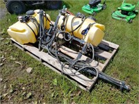 4- Wheeler Sprayer w/ 2- Pumps & 5' Boom