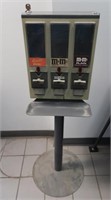 3 Unit Candy Dispenser on Pedestal 17x17x46 w/Key