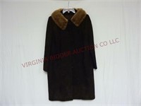 Ladies Coat with Fur Collar