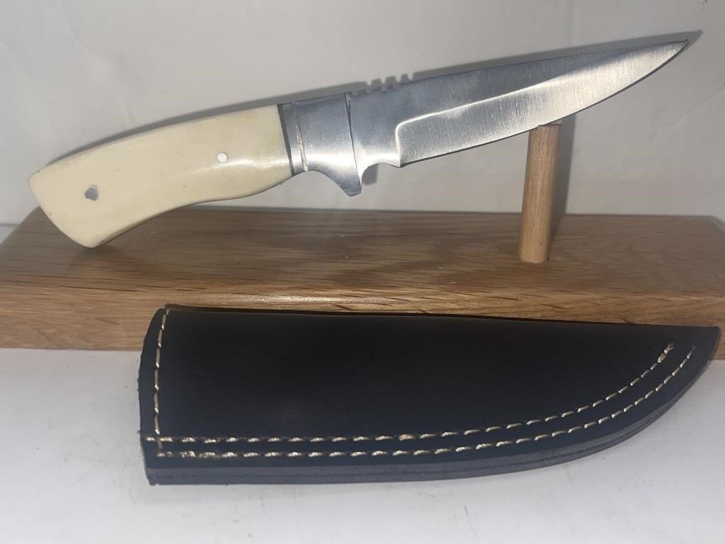 7 1/2” Hand Made Knife With Leather Sheath