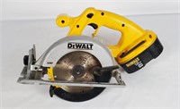 Dewalt Cordless Circular Saw Dc390