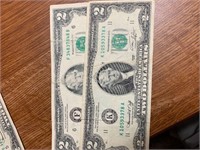 2 Two Dollar Bills