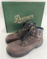 Women’s 10 New Danner Waterproof Boots